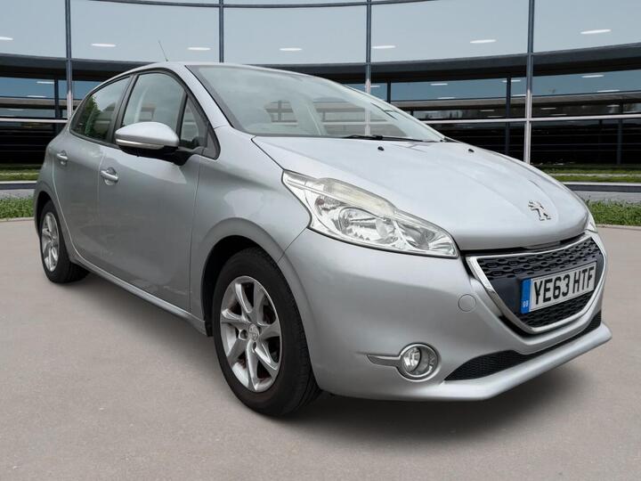 Peugeot 208 1.2 VTi Active Euro 5 5dr