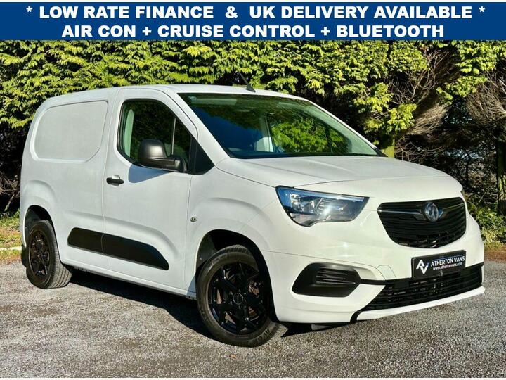 Vauxhall COMBO 1.6 Turbo D 2300 Sportive Panel Van 4dr Diesel Manual L1 H1 Euro 6 (s/s) (100 Ps) ** LOW RATE FINANCE AVAILABLE ** ALLOYS + AIR CON + CRUISE CONTROL Vauxhall COMBO 1.6 Turbo D 2300 Sportive Panel Van 4dr Diesel Manual L1 H1 Euro 6 (s/s) (100 Ps) ** LOW RATE FINANCE AVAILABLE ** ALLOYS + AIR CON + CRUISE CONTROL