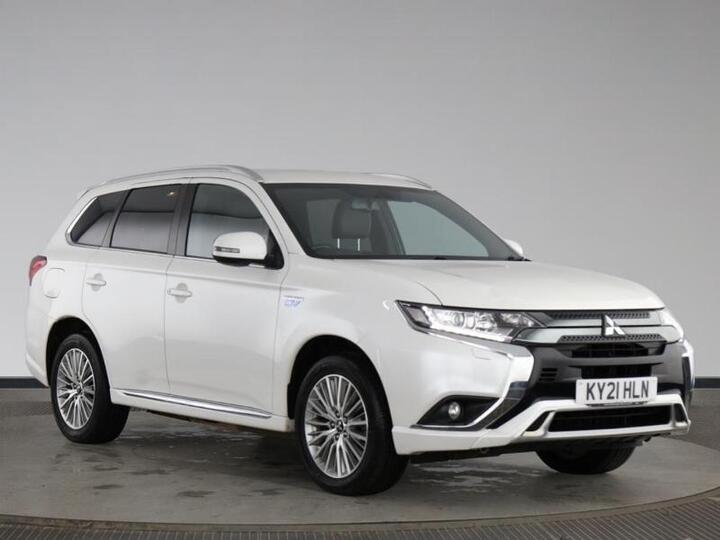Mitsubishi Outlander 2.4h TwinMotor 13.8kWh Dynamic CVT 4WD Euro 6 (s/s) 5dr Mitsubishi Outlander 2.4h TwinMotor 13.8kWh Dynamic CVT 4WD Euro 6 (s/s) 5dr