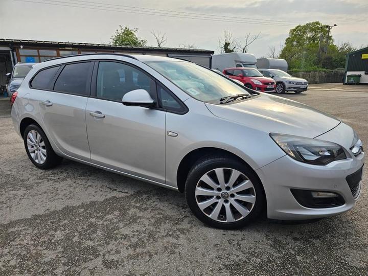 Vauxhall Astra 1.6 CDTi EcoFLEX Design Sports Tourer Euro 6 (s/s) 5dr