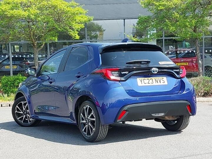 Toyota Yaris 1.5 VVT-h Design E-CVT Euro 6 (s/s) 5dr