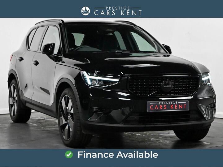 Volvo XC40 2.0 B4 MHEV Plus Black Edition DCT Auto Euro 6 (s/s) 5dr