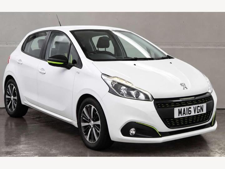 Peugeot 208 1.2 PureTech XS Lime Euro 6 5dr