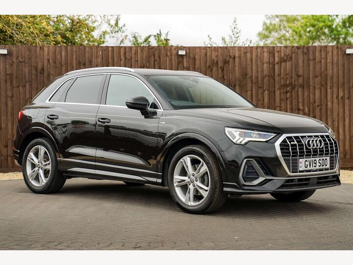 Audi Q3 1.5 TFSI CoD 35 S Line Euro 6 (s/s) 5dr