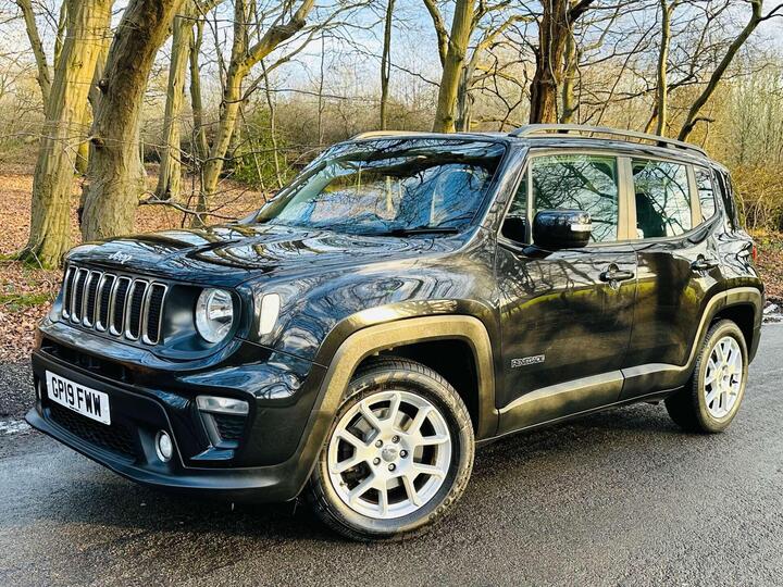 Jeep RENEGADE 1.3 GSE T4 Longitude DDCT Euro 6 (s/s) 5dr Jeep RENEGADE 1.3 GSE T4 Longitude DDCT Euro 6 (s/s) 5dr