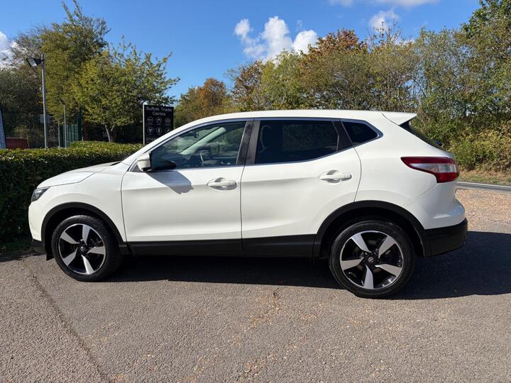 Nissan Qashqai 1.5 DCi N-tec 2WD Euro 5 (s/s) 5dr