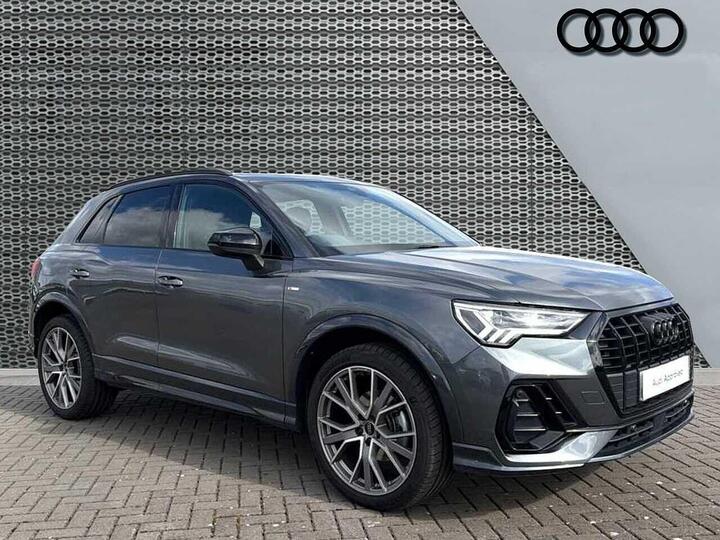 Audi Q3 1.5 TFSI CoD 35 Black Edition S Tronic Euro 6 (s/s) 5dr