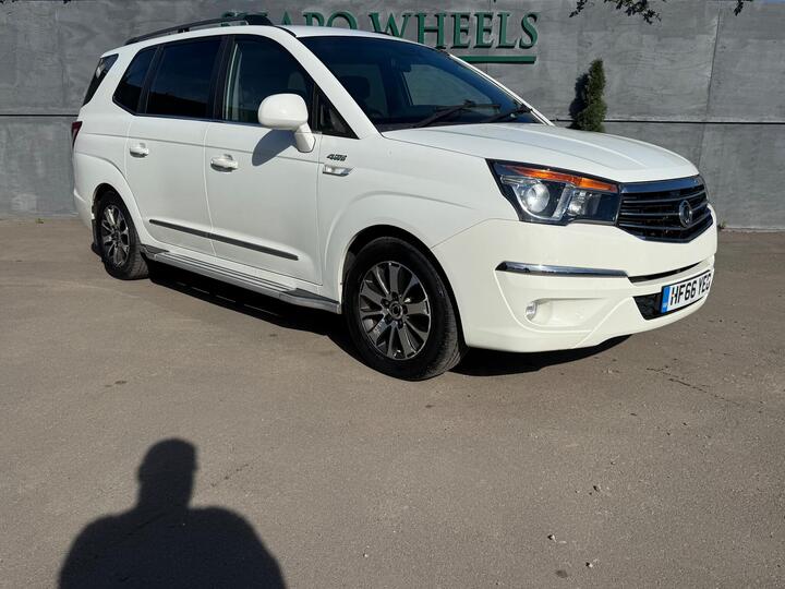 SsangYong Turismo 2.2D ELX T-Tronic 4WD Selectable Euro 6 5dr