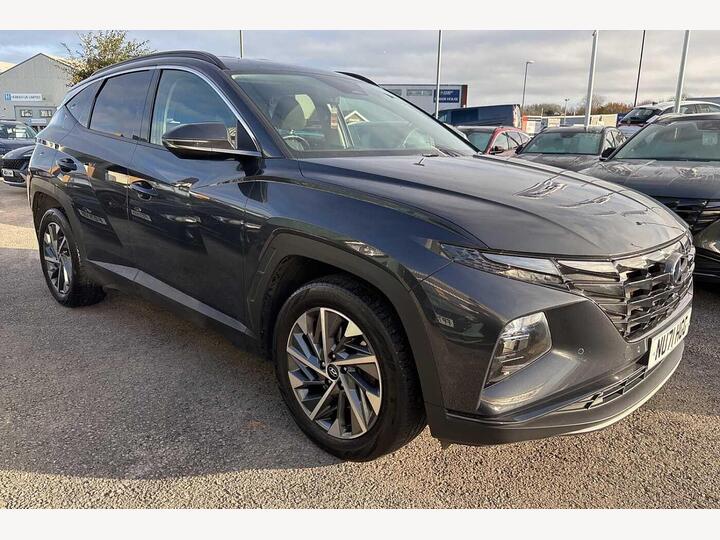 Hyundai Tucson 1.6 T-GDi Premium Euro 6 (s/s) 5dr Hyundai Tucson 1.6 T-GDi Premium Euro 6 (s/s) 5dr