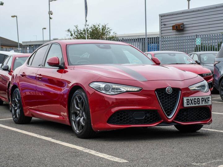 Alfa Romeo Giulia 2.2 TD Speciale Auto Euro 6 (s/s) 4dr Alfa Romeo Giulia 2.2 TD Speciale Auto Euro 6 (s/s) 4dr