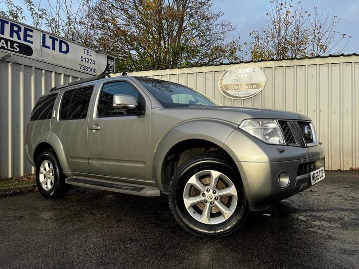 Nissan PATHFINDER 2.5 TD Mammoth Sports Adventure 5dr