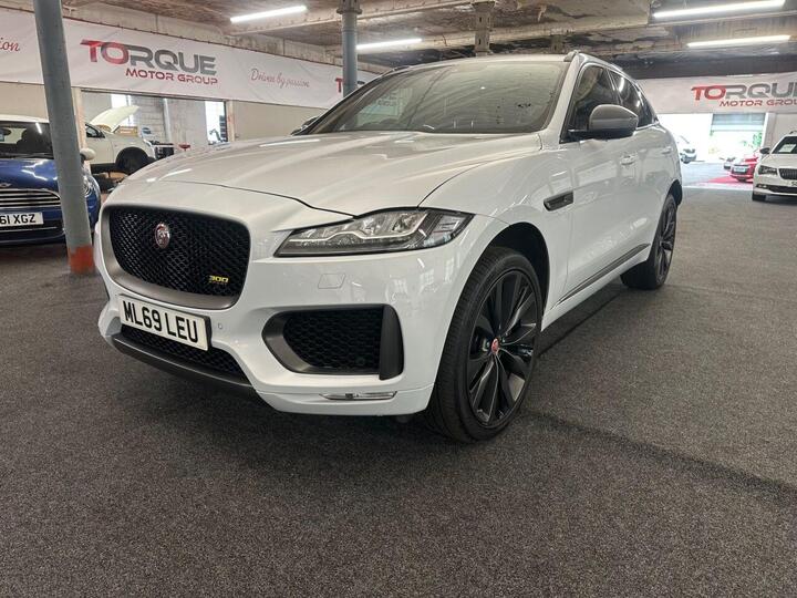 Jaguar F-PACE 2.0 P300 300 Sport Auto AWD Euro 6 (s/s) 5dr