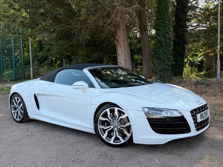 Audi R8 5.2 FSI V10 Spyder R Tronic Quattro Euro 4 2dr