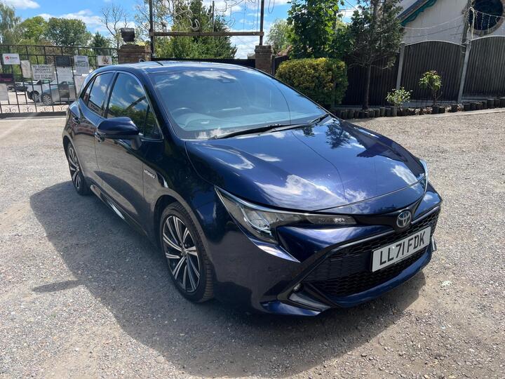 Toyota Corolla 1.8 VVT-h Design CVT Euro 6 (s/s) 5dr