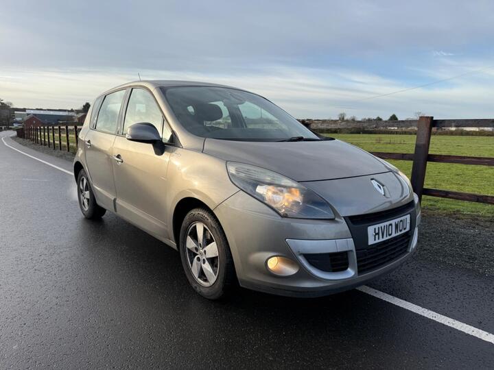 Renault Scenic 1.9 DCi Dynamique TomTom Euro 4 5dr Renault Scenic 1.9 DCi Dynamique TomTom Euro 4 5dr