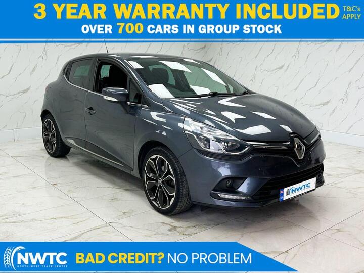 Renault CLIO 0.9 TCe Iconic Euro 6 (s/s) 5dr Renault CLIO 0.9 TCe Iconic Euro 6 (s/s) 5dr