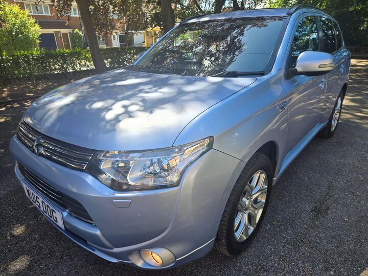 Mitsubishi Outlander 2.0h 12kWh GX4h CVT 4WD Euro 5 (s/s) 5dr