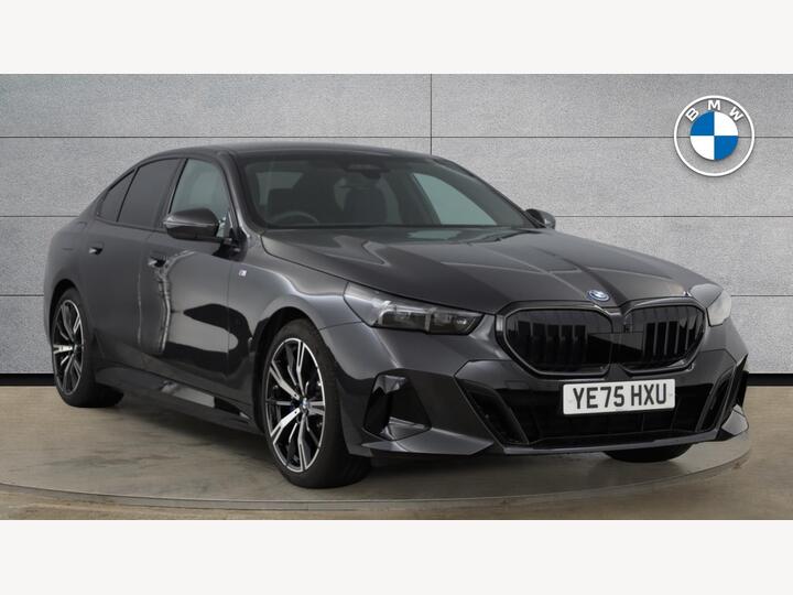 BMW 5 Series 2.0 530e 22.1kWh M Sport Pro Steptronic Euro 6 (s/s) 4dr BMW 5 Series 2.0 530e 22.1kWh M Sport Pro Steptronic Euro 6 (s/s) 4dr