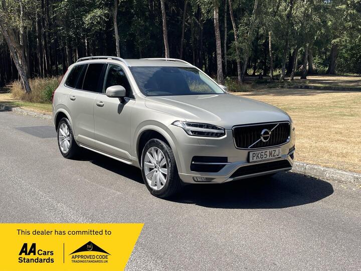 Volvo XC90 2.0 D5 Momentum Geartronic 4WD Euro 6 (s/s) 5dr