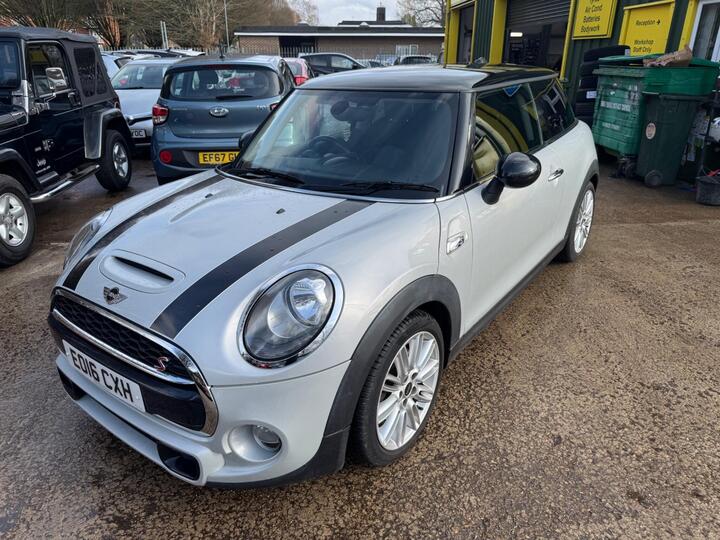 MINI Hatch 2.0 Cooper S Euro 6 (s/s) 3dr