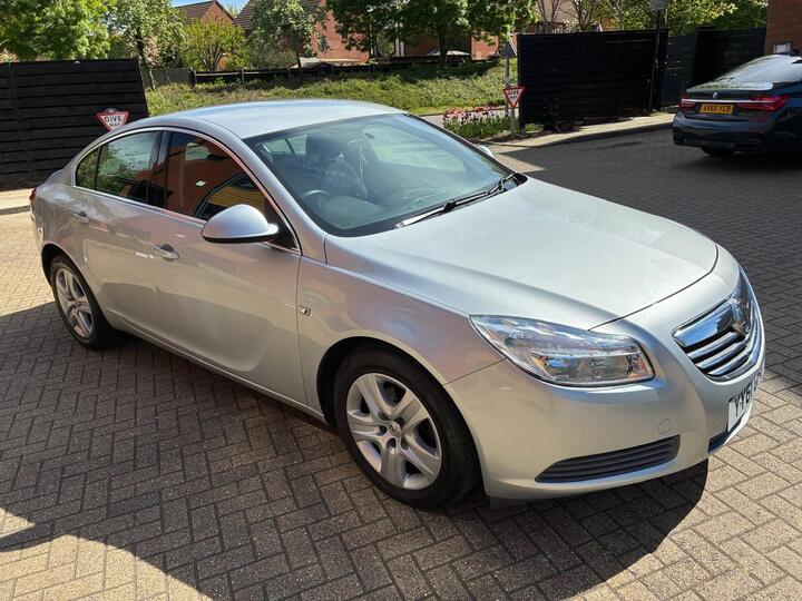 Vauxhall Insignia 1.4i Turbo Exclusiv Euro 5 (s/s) 4dr Vauxhall Insignia 1.4i Turbo Exclusiv Euro 5 (s/s) 4dr