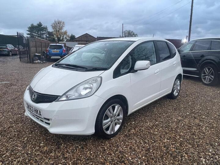 Honda Jazz 1.4 I-VTEC ES Plus CVT Euro 5 5dr