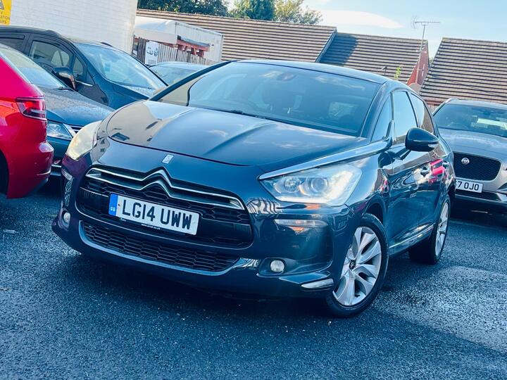 Citroen DS5 1.6 E-HDi Airdream DStyle EGS6 Euro 5 (s/s) 5dr Citroen DS5 1.6 E-HDi Airdream DStyle EGS6 Euro 5 (s/s) 5dr