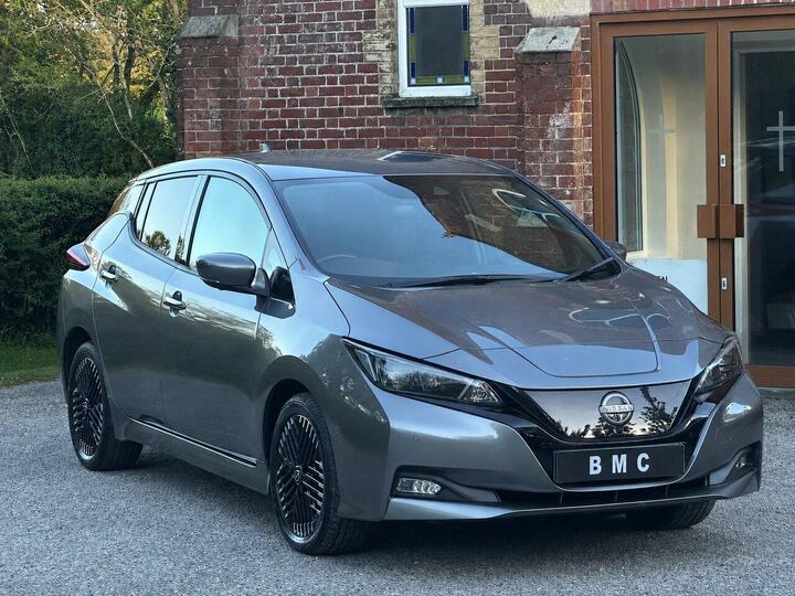 Nissan Leaf 39kWh Tekna Auto 5dr