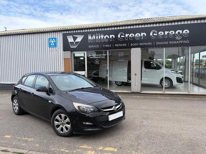 Vauxhall Astra 1.6 CDTi EcoFLEX 99g Design Euro 6 (s/s) 5dr