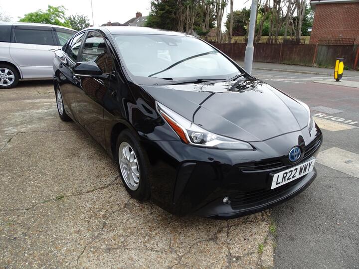 Toyota Prius 1.8 VVT-h Business Edition CVT Euro 6 (s/s) 5dr