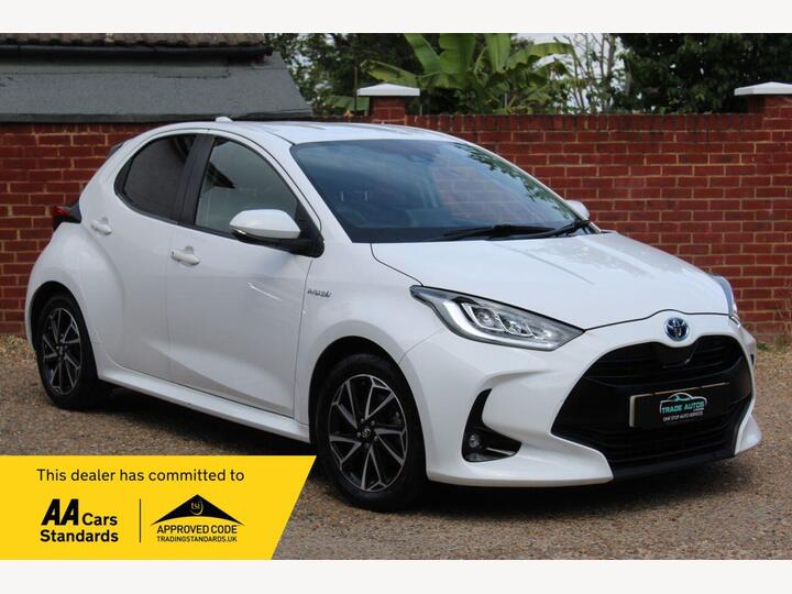 Toyota YARIS 1.5 VVT-h Design E-CVT Euro 6 (s/s) 5dr