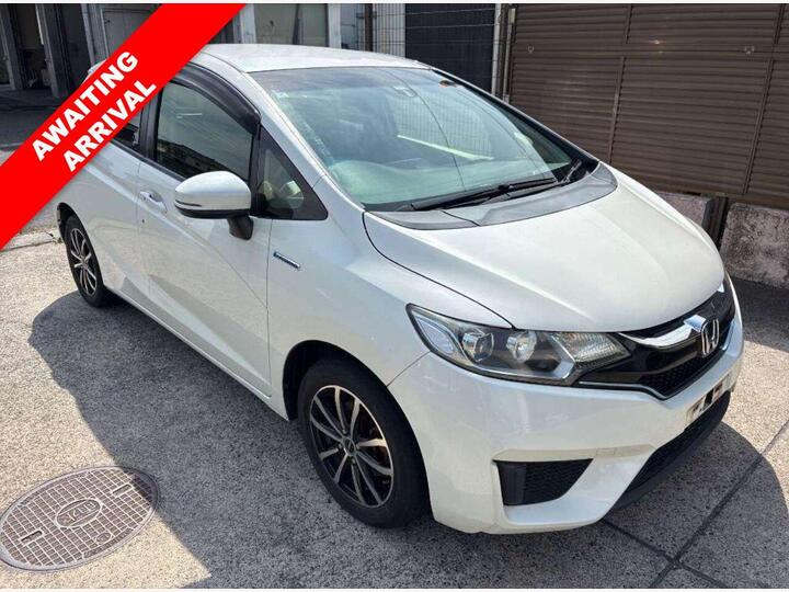 Honda FIT 1.5 Automatic Hybrid Petrol White 5dr Hatchback