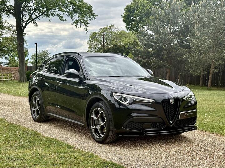 Alfa Romeo STELVIO 2.0T Sprint Auto Q4 AWD Euro 6 (s/s) 5dr
