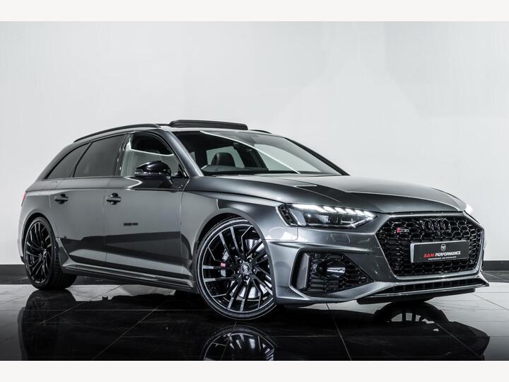 Audi RS4 Avant 2.9 TFSI V6 Carbon Black Tiptronic Quattro Euro 6 (s/s) 5dr Audi RS4 Avant 2.9 TFSI V6 Carbon Black Tiptronic Quattro Euro 6 (s/s) 5dr