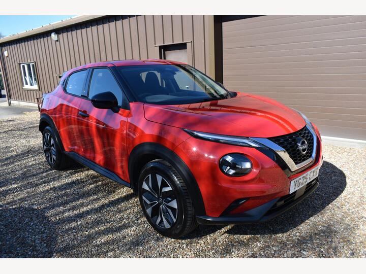 Nissan Juke 1.0 DIG-T Acenta Premium Euro 6 (s/s) 5dr Nissan Juke 1.0 DIG-T Acenta Premium Euro 6 (s/s) 5dr