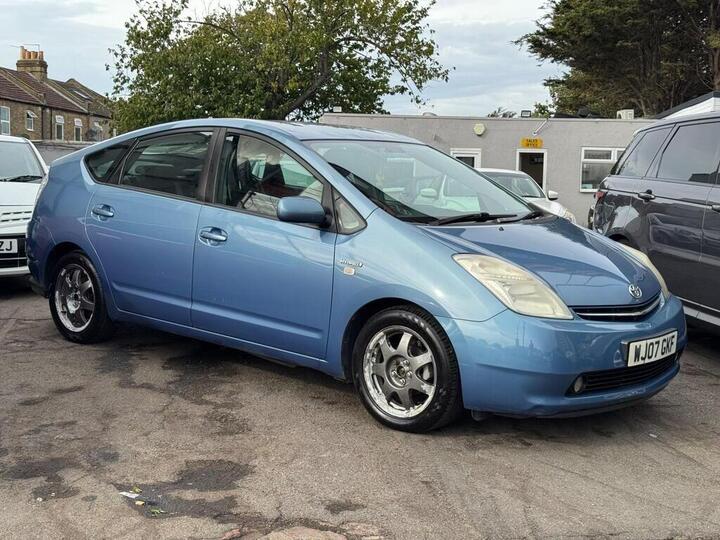 Toyota Prius 1.5 T Spirit CVT 5dr