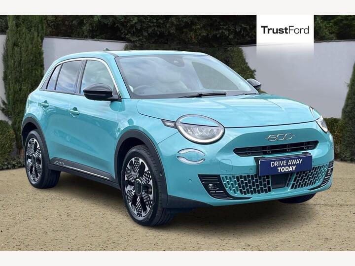 Fiat 600e 54kWh La Prima Auto 5dr