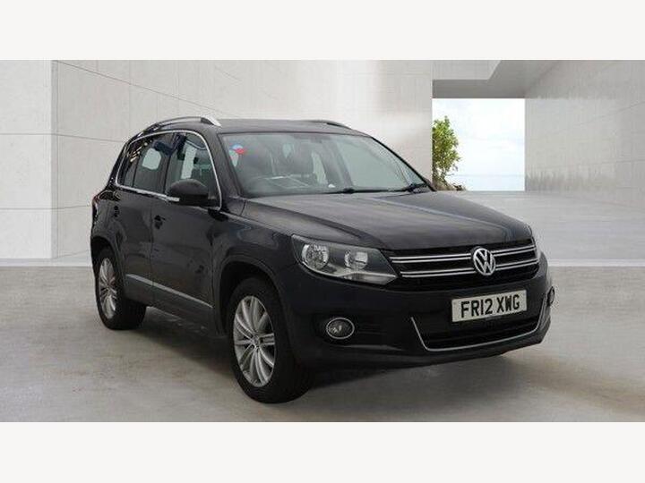 Volkswagen Tiguan 2.0 TDI Sport 4WD Euro 5 5dr