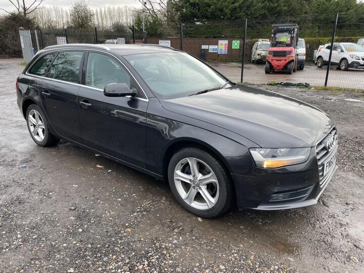 Audi A4 Avant 2.0 TDI SE Technik Euro 5 (s/s) 5dr