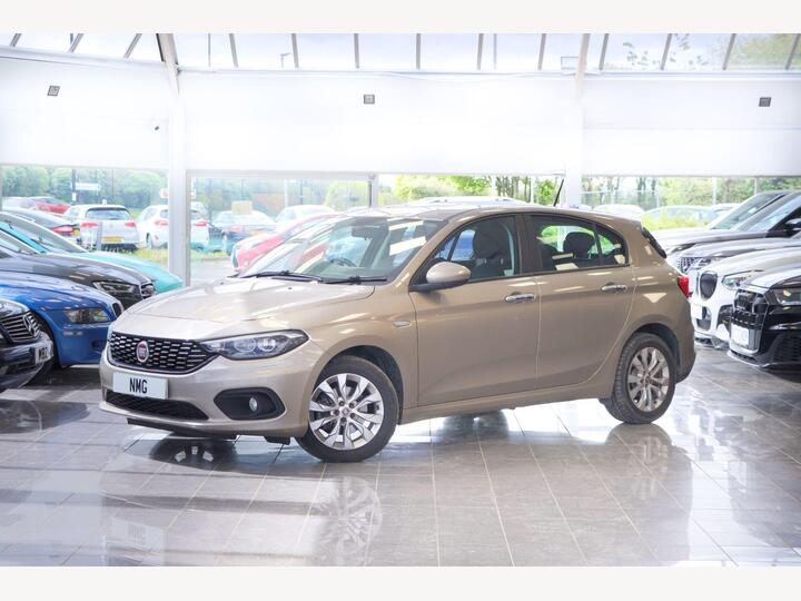 Fiat TIPO 1.6 MultiJetII Easy Plus Euro 6 (s/s) 5dr