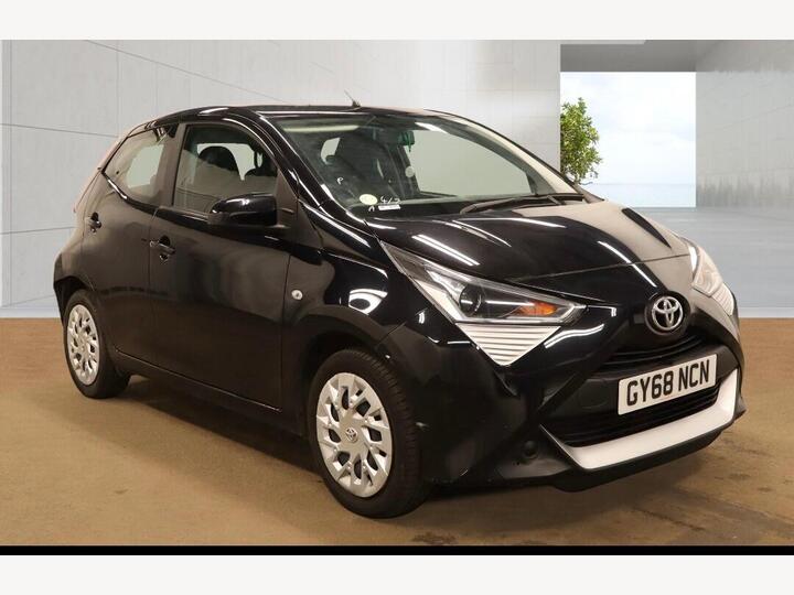 Toyota AYGO 1.0 VVT-i X-play Euro 6 5dr