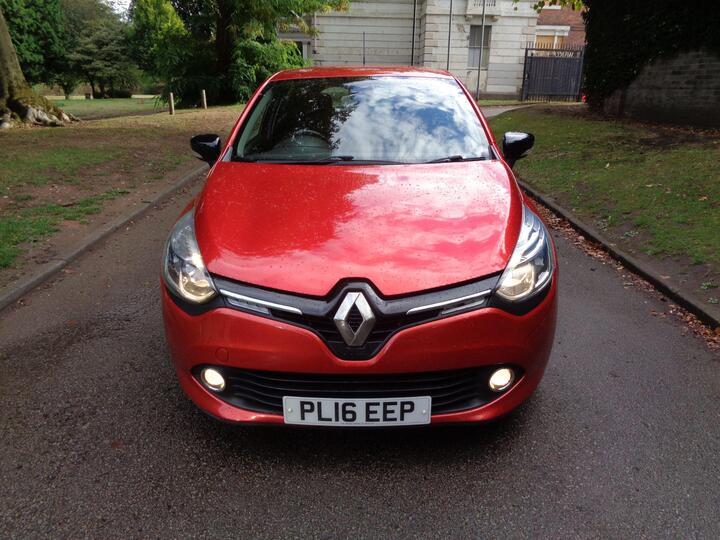 Renault Clio 0.9 TCe Dynamique S Nav Euro 6 (s/s) 5dr Renault Clio 0.9 TCe Dynamique S Nav Euro 6 (s/s) 5dr