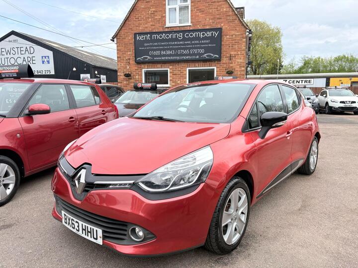 Renault Clio 1.2 16V Dynamique MediaNav Euro 5 5dr Renault Clio 1.2 16V Dynamique MediaNav Euro 5 5dr