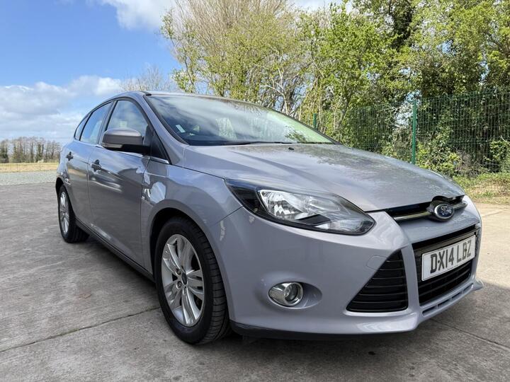 Ford FOCUS 1.6 TDCi Titanium Navigator Euro 5 (s/s) 5dr