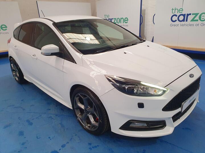 Ford Focus 2.0T EcoBoost ST-3 Euro 6 (s/s) 5dr