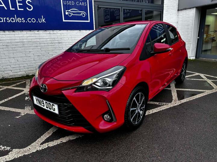 Toyota YARIS 1.5 VVT-i Icon Tech Euro 6 5dr