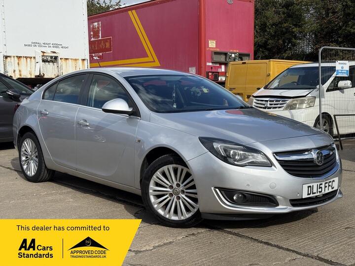Vauxhall Insignia 1.8 16V Design Euro 5 5dr