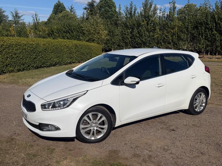 Kia Ceed 1.6 CRDi 2 Auto Euro 5 5dr