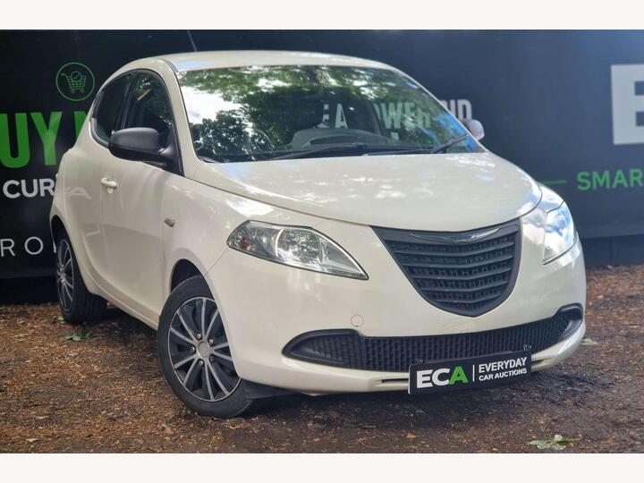 Chrysler Ypsilon 1.2 Silver Euro 6 5dr