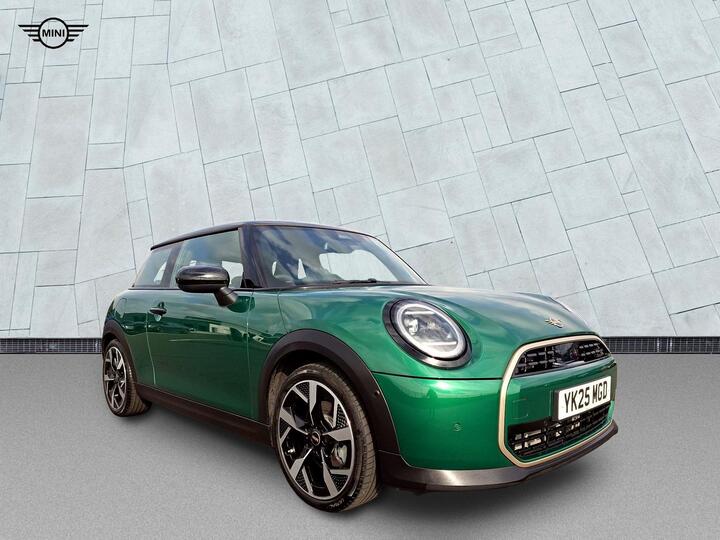 MINI Cooper 1.5C Exclusive Steptronic Euro 6 (s/s) 3dr